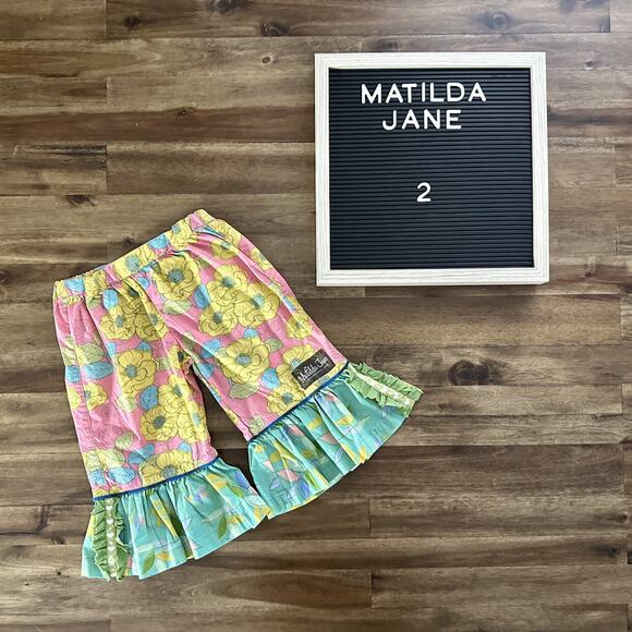 Matilda Jane It's A Wonderful Parade Pink Green Petal Floral Ruffle Capris 2 - Picture 1 of 6